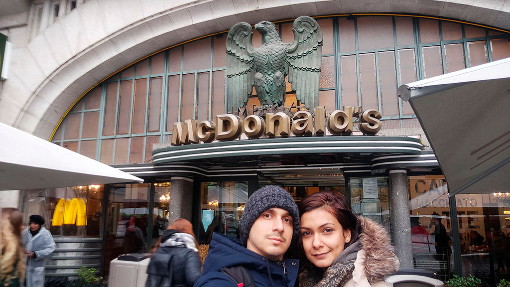 El McDonald's más bonito del mundo, Avenida dos aliados