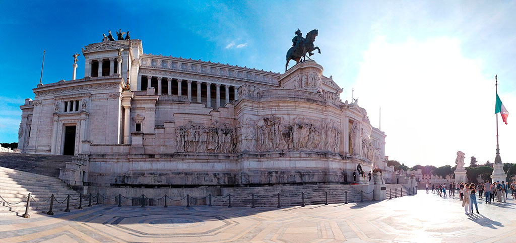 Monumento a Vittorio Emanuele II, Roma en tres días, Roma