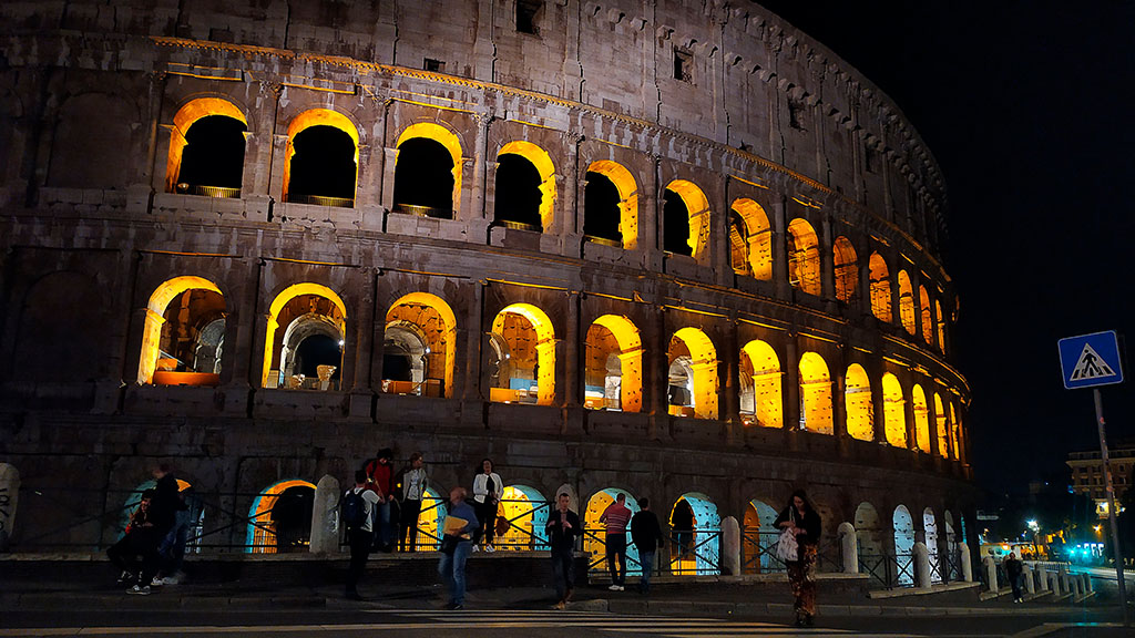 Colosseo di notte, Roma en tres días, Roma